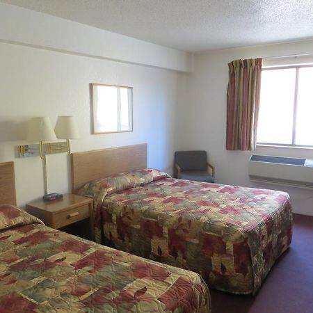 Super 8 By Wyndham Saanichton Victoria Airport Hotel Eksteriør billede
