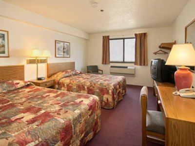 Super 8 By Wyndham Saanichton Victoria Airport Hotel Eksteriør billede